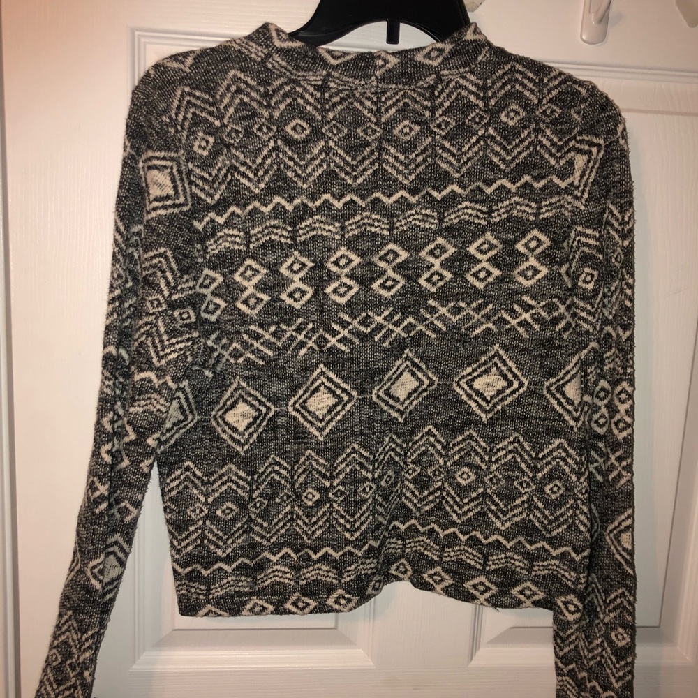Cropped sweater